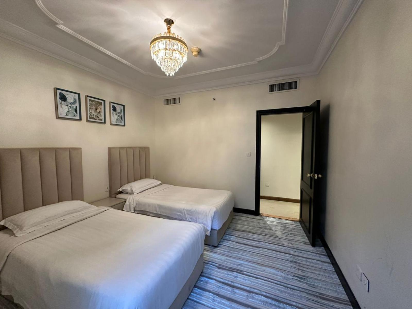 Zad Al Eman Suites Hotels Medina Værelse billede